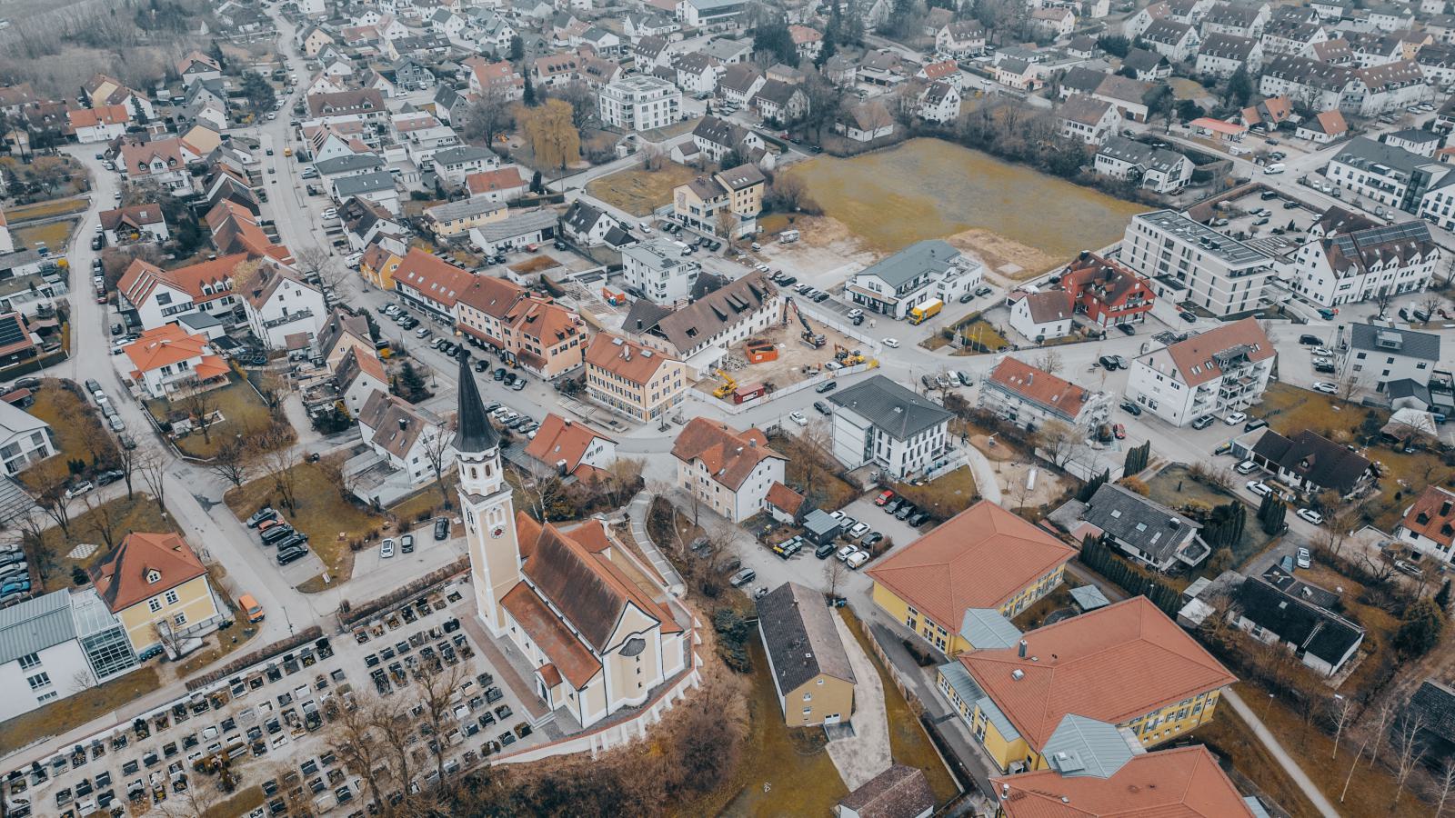 Neubau Ortsmitte Odelzhausen Bild vom Abriss